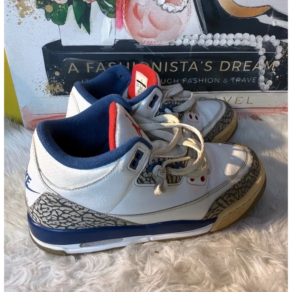 Nike Air Jordan 3 Retro International Flight White Blue Red 136064-140 Size 5.5Y